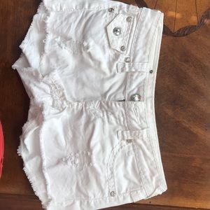 La idol USA white shorts